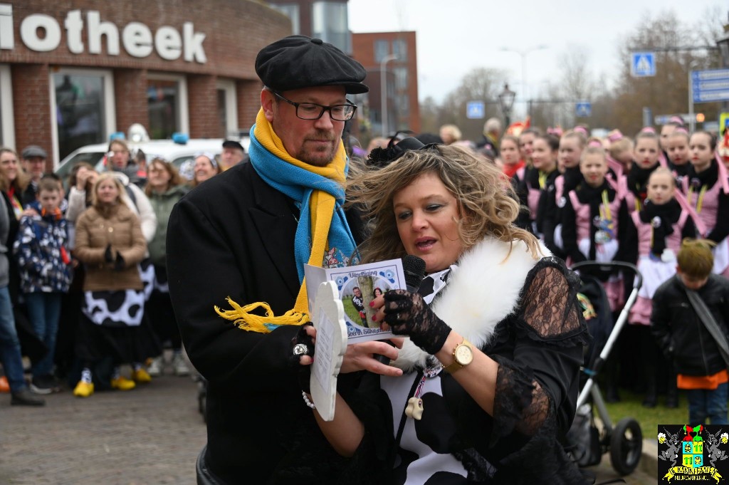 ../Images/Boerenbruiloft gemeentehuis 2023 060.jpg